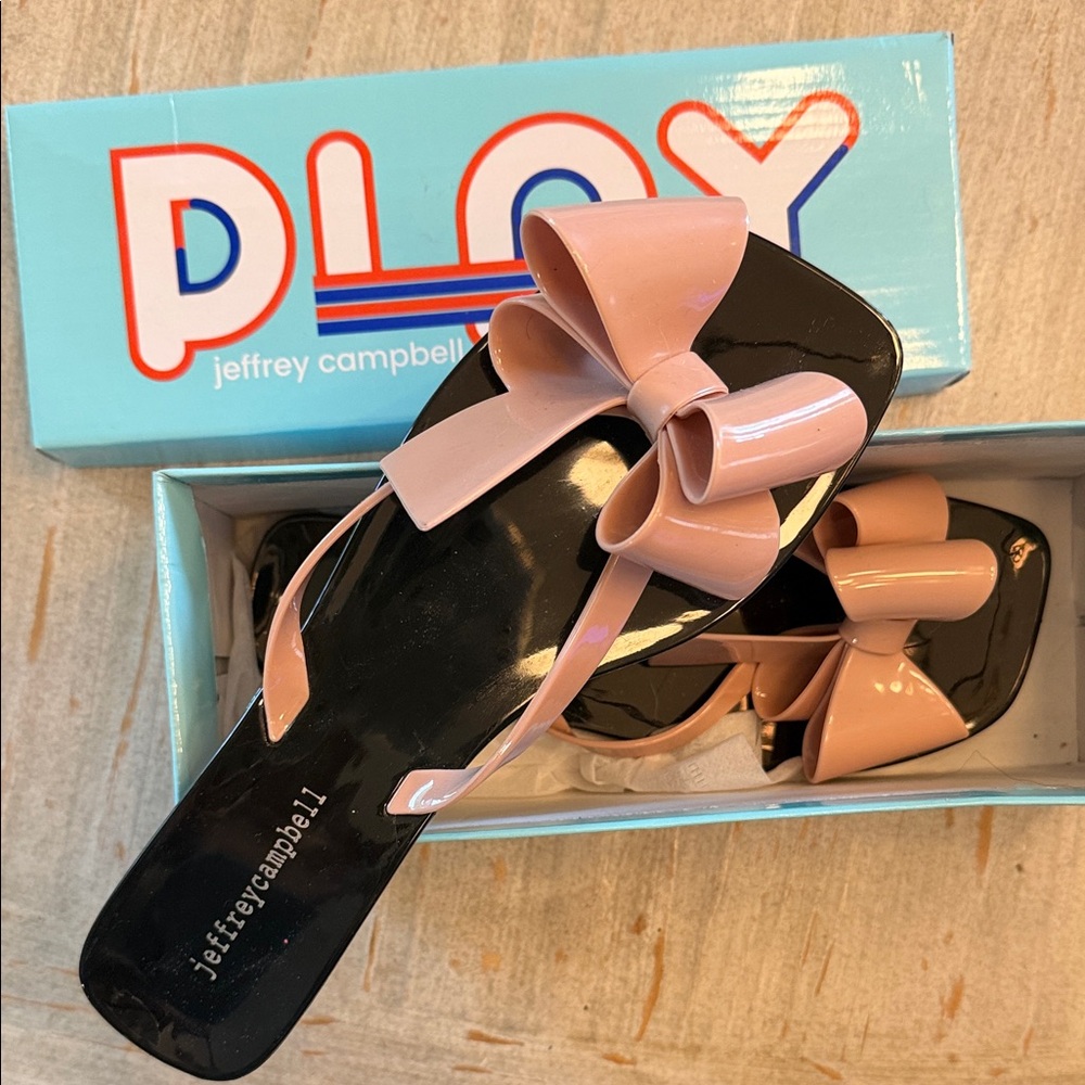 Jeffrey Campbell Black and Pink Bow Sandals $20 size 10